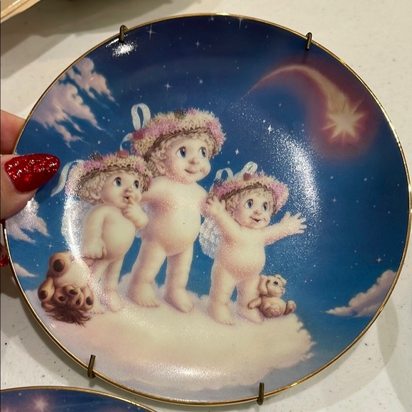 Dreamsicles Plate Collection Set of 4 Cherub Decorative Plates - Picture 5 of 6